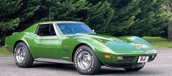 73corvette-stingray.jpg